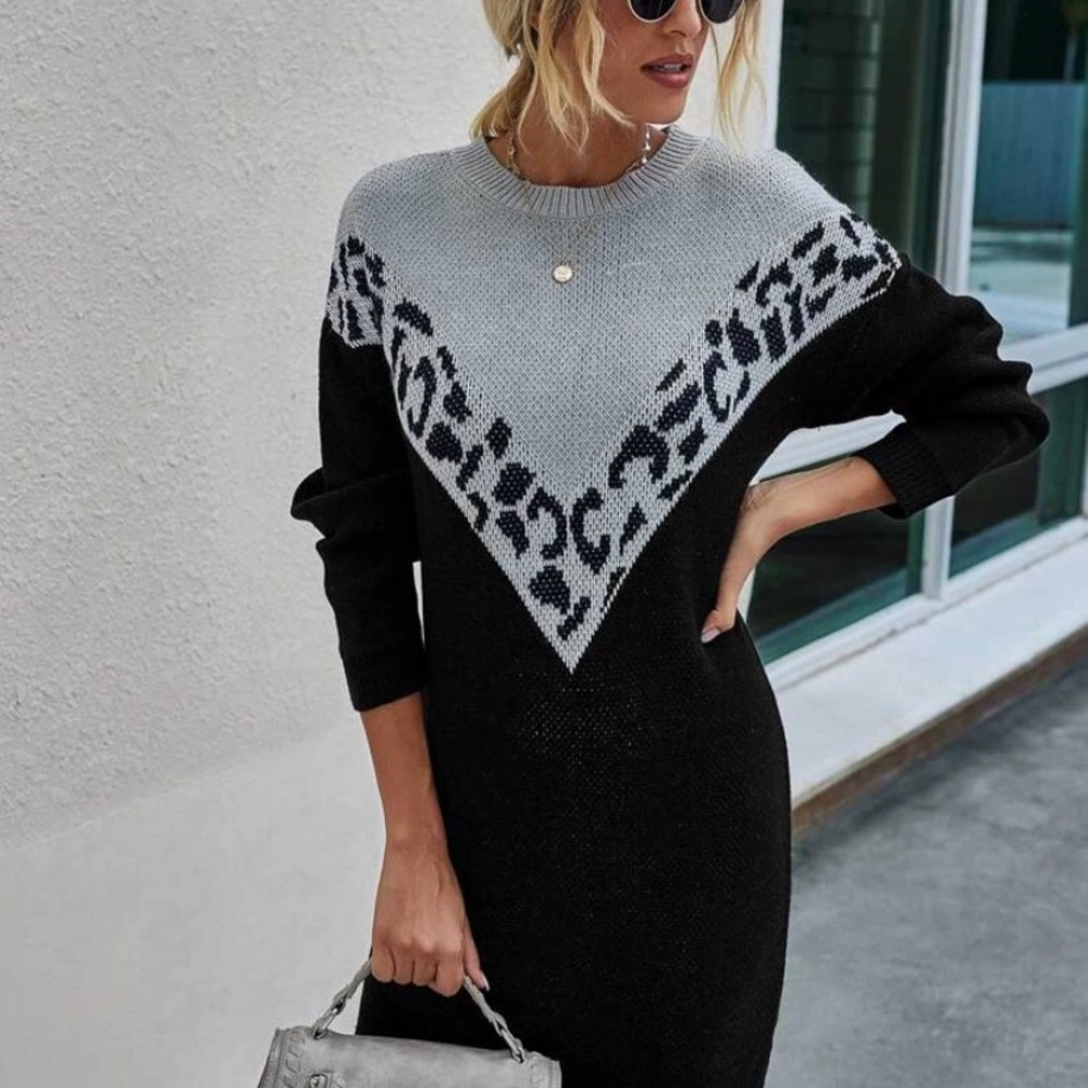 Black and gray woman dress